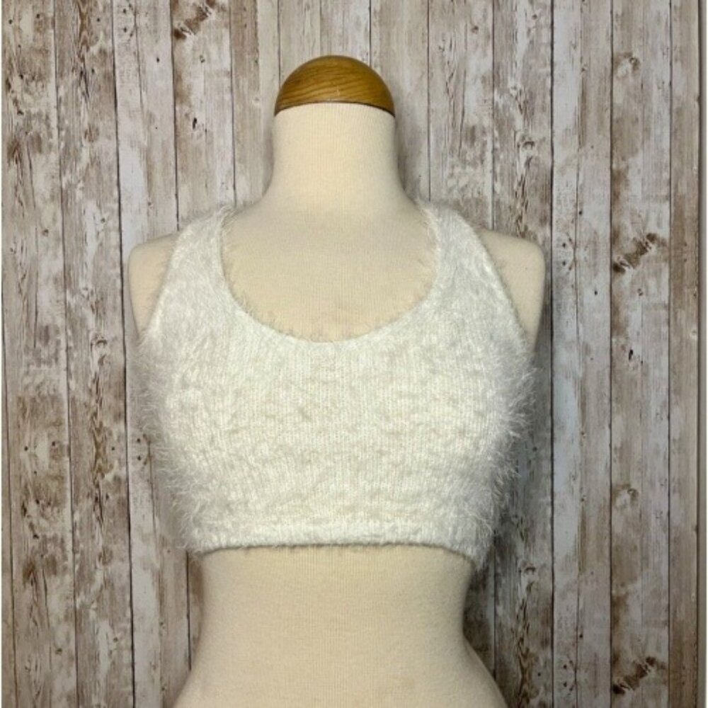 Kimchi Blue Urban Outfitters White Crop Top Size Medium *EUC*